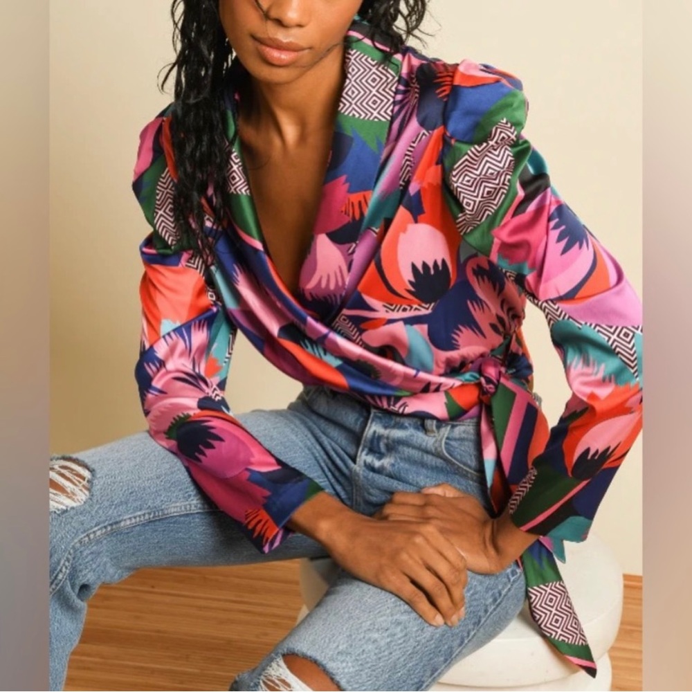 EUC Hutch puff sleeve wrap top